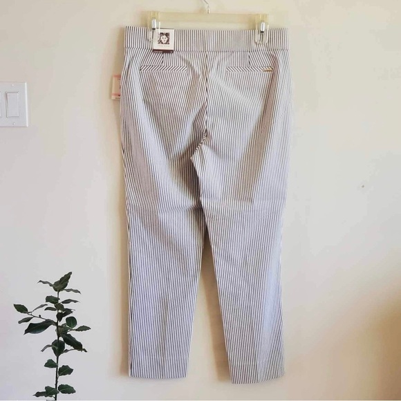 Anne Klein slim crop pull on pants stripped 10 - Picture 9 of 11